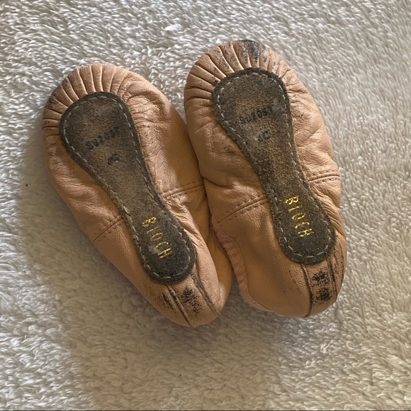 Listing Re Listed. Feel free to make an offer on new listing if/when available - Picture 4 of 6